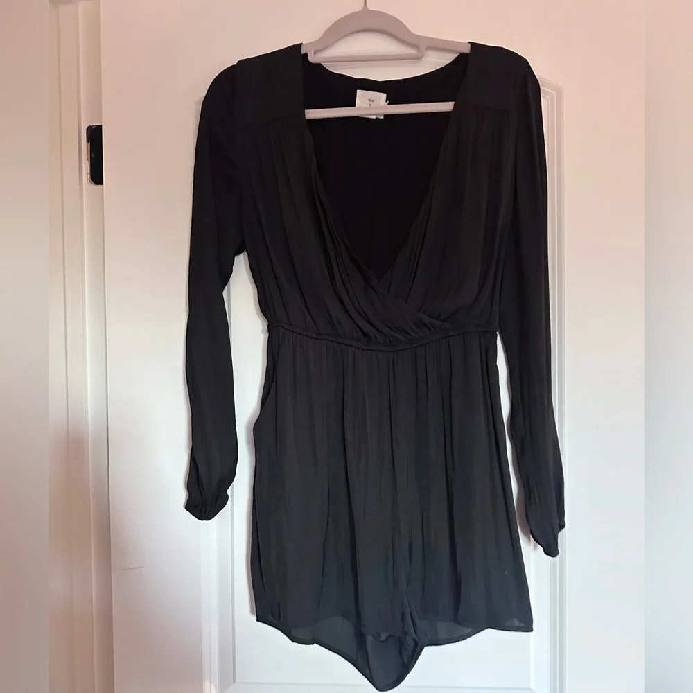 Urban Outfitters Black Jumpsuit - Picture 3 of 11